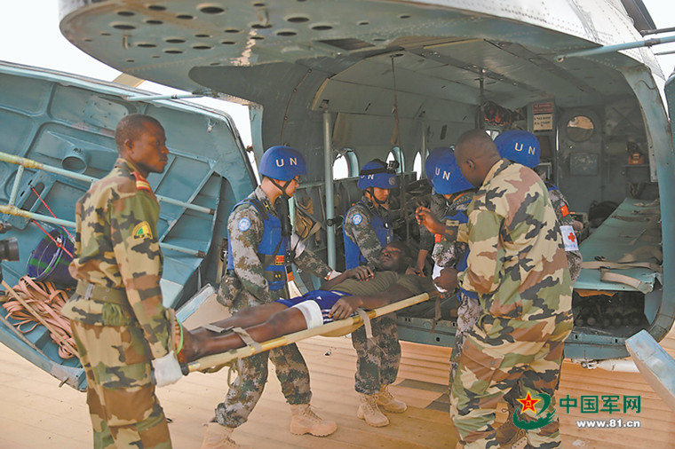 帅！我赴马里维和部队官兵全部被授予和平荣誉勋章