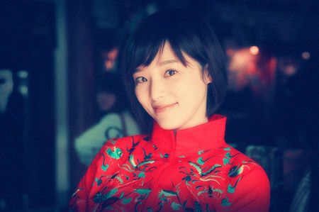 主播胡蝶晒老公陆川儿时萌照 小葫芦与爸爸超相像