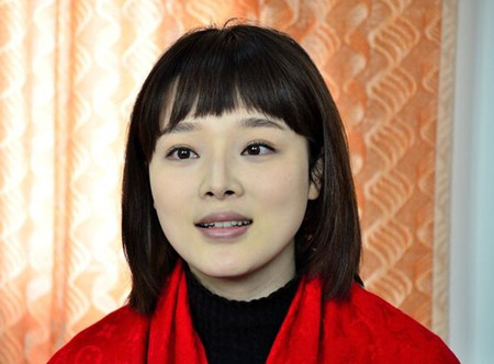 主播胡蝶晒老公陆川儿时萌照 小葫芦与爸爸超相像