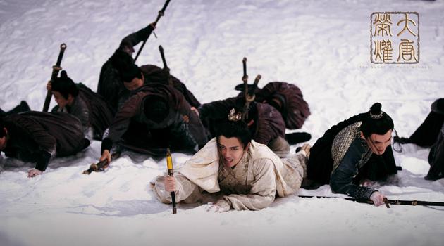 《大唐荣耀》太惨：景甜毁容 慕容林致被卖妓院