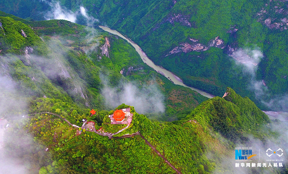 【渝情渝景】云端邂逅重庆云台寺 美景与清凉同在