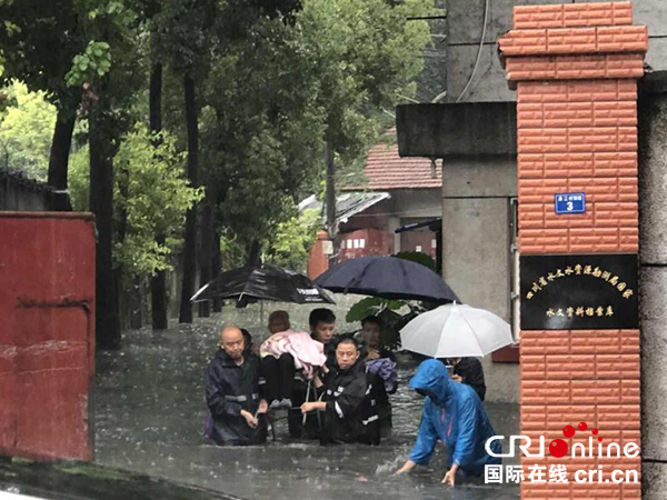 图片默认标题_fororder_成都青羊区全力以赴做好防汛抢险各项工作（成都青羊区委宣传部-供图）
