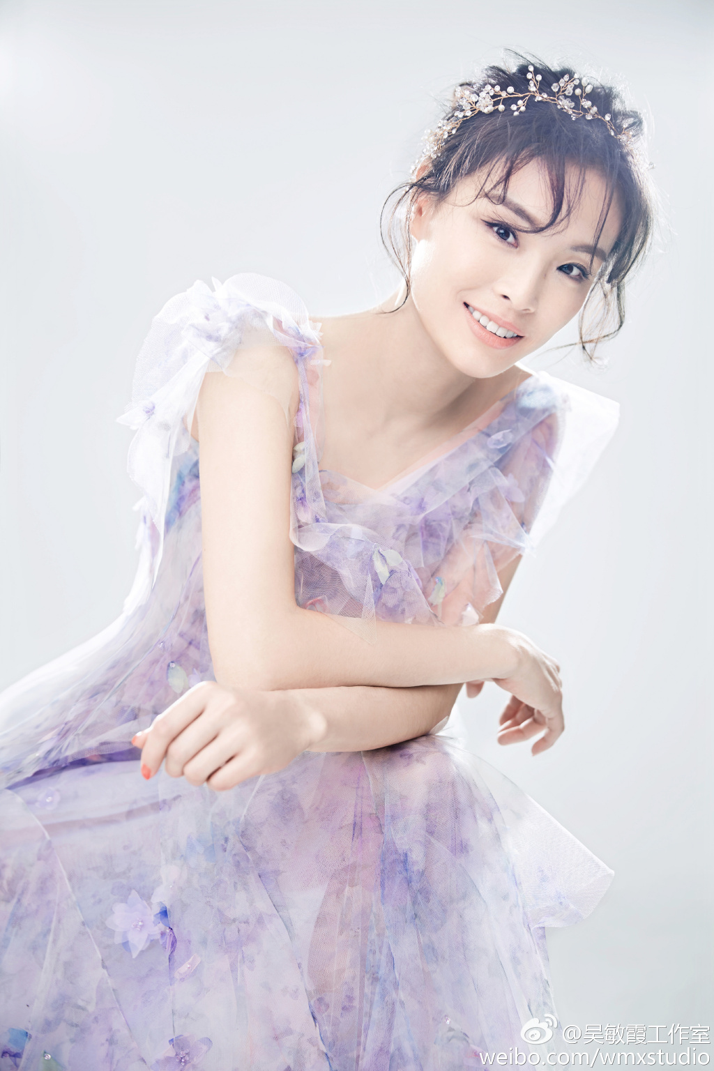 吴敏霞退役还坚持锻炼 看见泳池哈喇子直淌