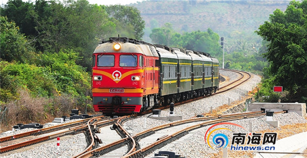 【交通圖文列表】【即時快訊】三亞交通旅遊新體驗:坐海上巴士 乘綠皮火車 【交通圖文列表】【即時快訊】三亞交通旅遊新體驗:坐海上巴士 乘綠皮火車