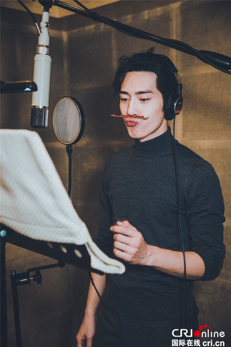 这狗粮我吃了!井柏然田馥甄情人节浪漫邂逅