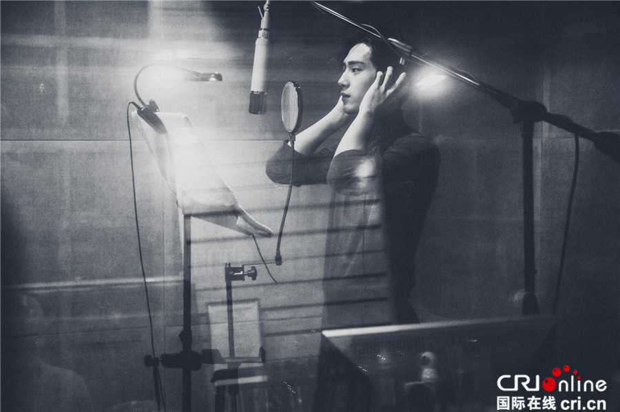 这狗粮我吃了!井柏然田馥甄情人节浪漫邂逅