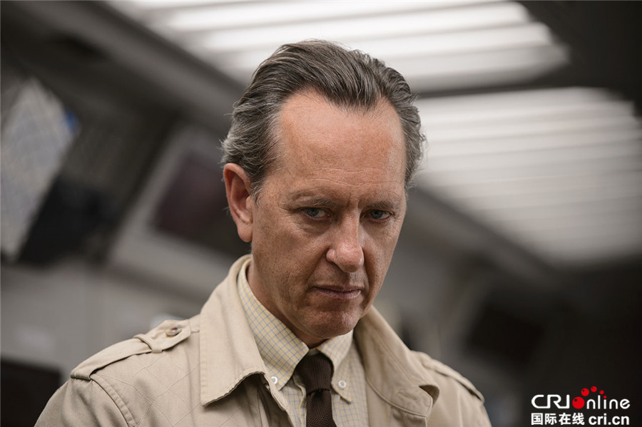 《金刚狼3》正式版中文预告 两代金刚狼与敌血战