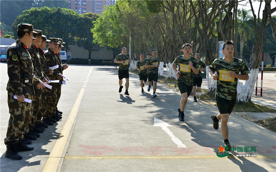 士兵考干部 说考咱就考