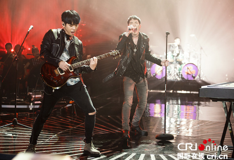 《歌手》战局再升温 林志炫侧田“双补入”林忆莲为爱发声