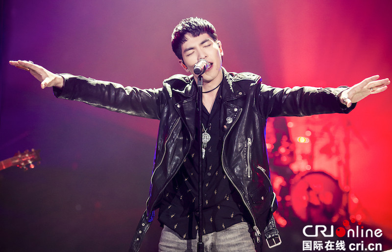 《歌手》战局再升温 林志炫侧田“双补入”林忆莲为爱发声