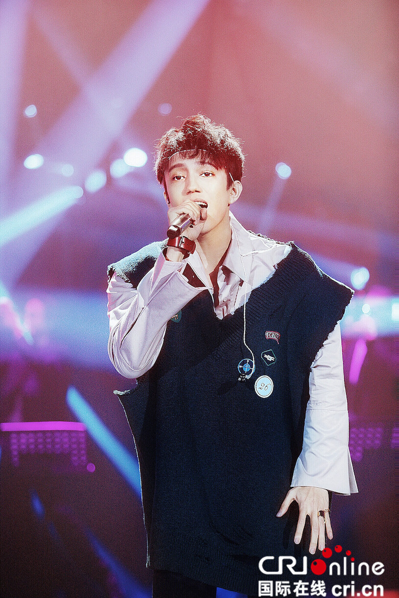 《歌手》战局再升温 林志炫侧田“双补入”林忆莲为爱发声