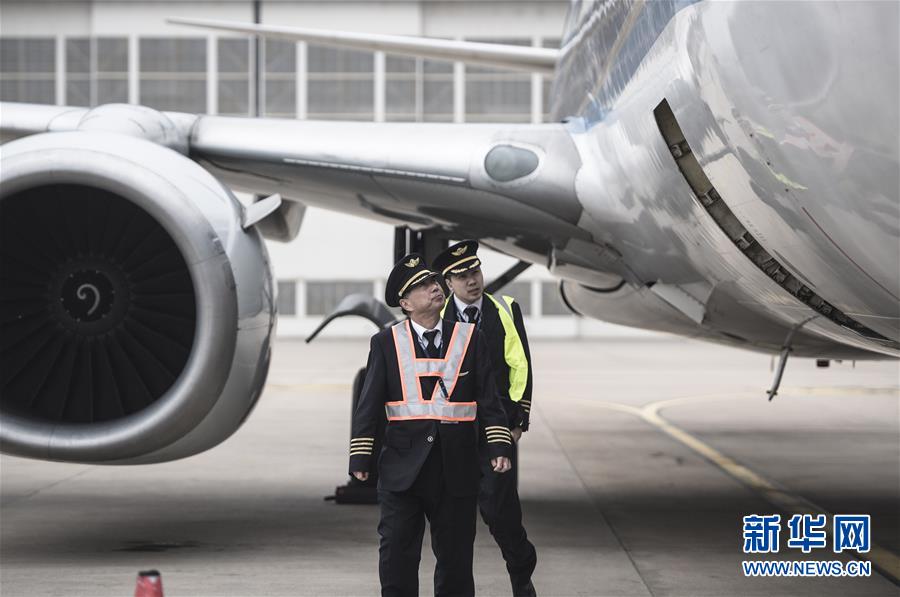 功勋老机长的最后一班春运