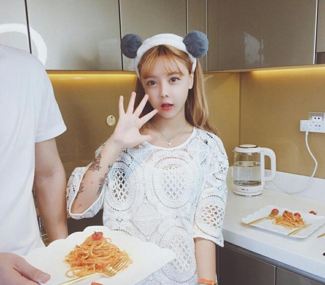 变形计捧红了4大整容女神 杨馥宇韩安冉李耐阅陈佩雯