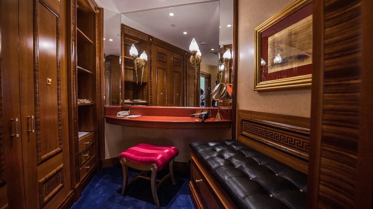 滿街豪車，全民“土豪”……阿聯酋真的是這樣嗎？