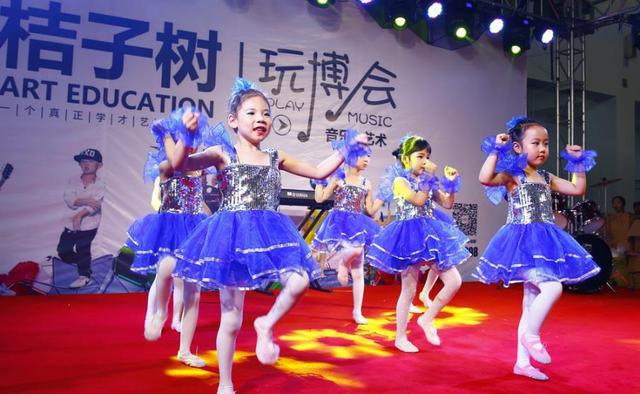 第九届玩博会200多个品牌 桔子树艺术一枝独秀