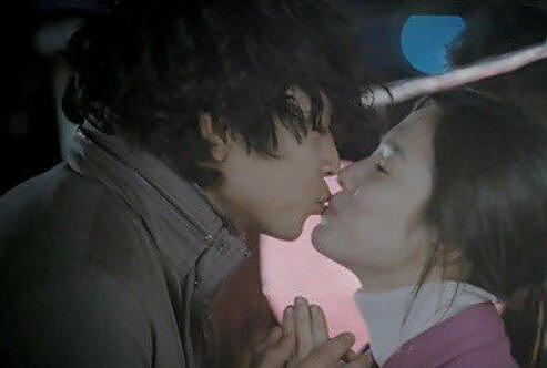 那些与宋慧乔演过吻戏的男神们 你最喜欢谁？（组图）