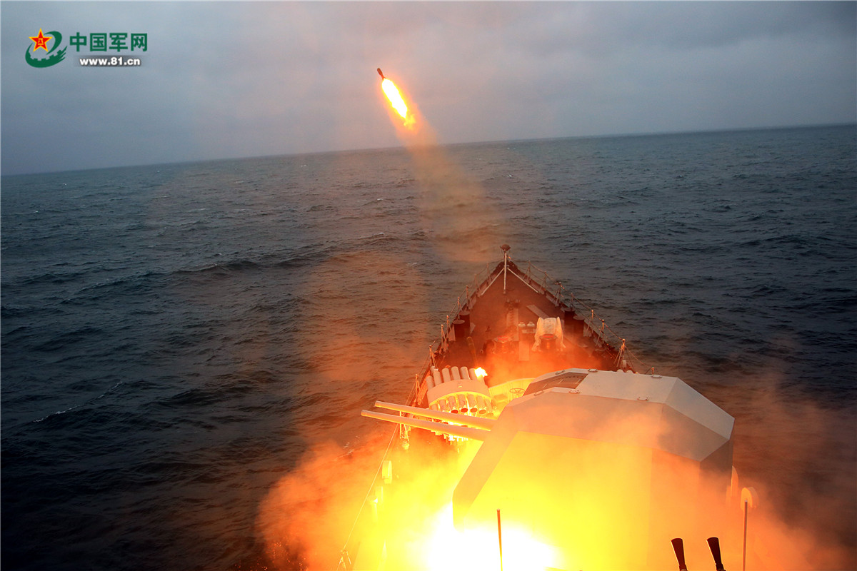 带你去南海感受实兵实弹训练的炮火硝烟