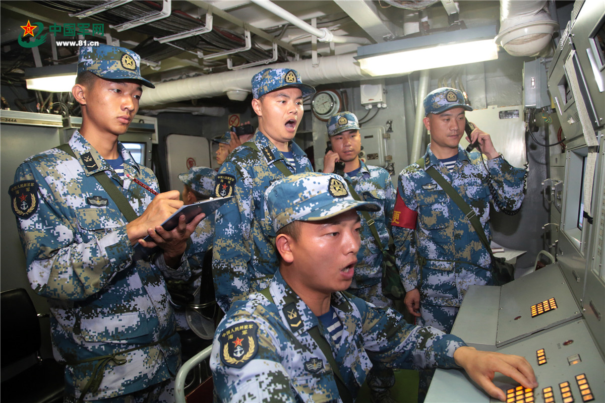 带你去南海感受实兵实弹训练的炮火硝烟