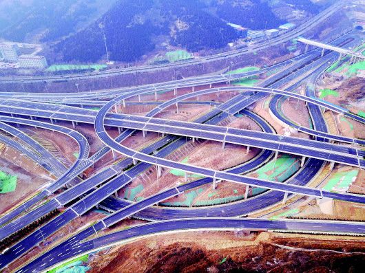 济南“出彩”干部纳入递进培养 成熟一个使用一个