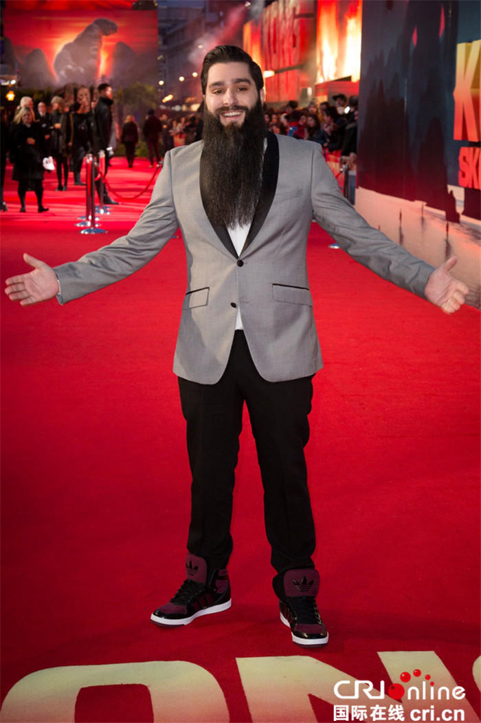 《金刚:骷髅岛》伦敦首映 被盛赞“年度最期待”