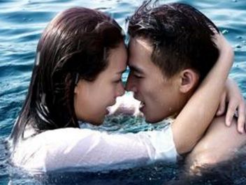 金马影后恋上快男 欧豪探班马思纯同房过夜