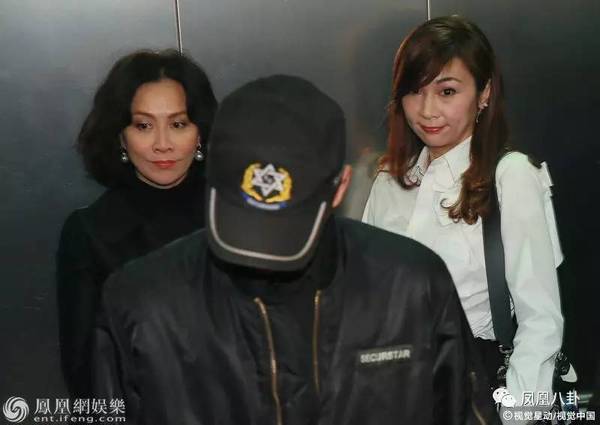 一场葬礼，汇集了李嘉欣丈夫生命中重要的3位女人