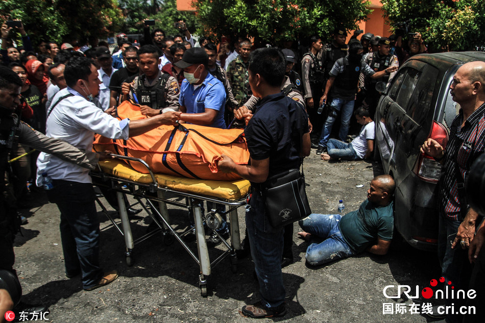 印尼警方展开缉毒行动 抓获5名毒贩1名被击毙