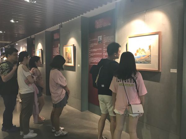 达利真迹展登陆上海 年轻观众成主流