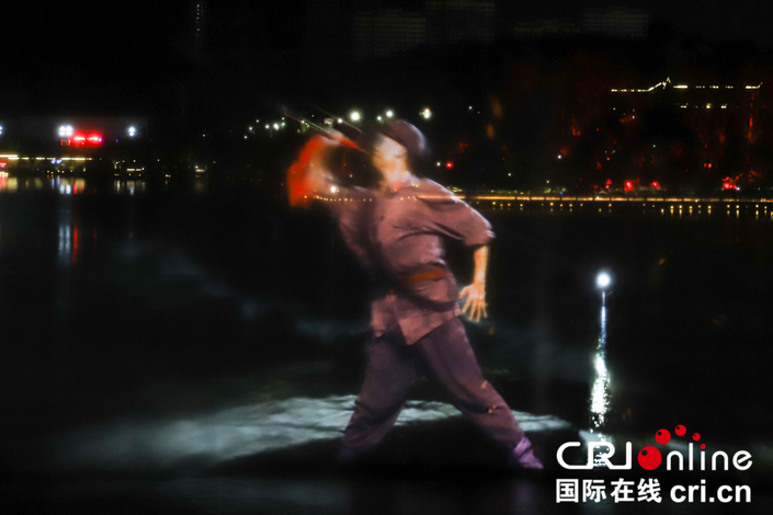 （已过审、旅游图片、移动版、客户端 遵义）贵州遵义1582平方米水幕投影申获吉尼斯世界纪录