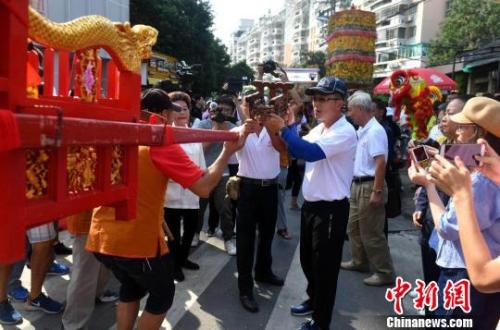 台南妈祖像阔别三百余年后首度回銮厦门