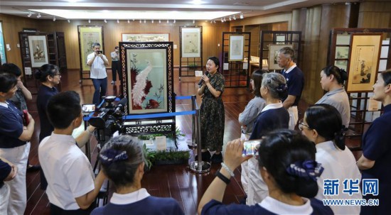 传统苏绣“复活”传世名画