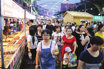 锦州各大夜市吸引上万名游客