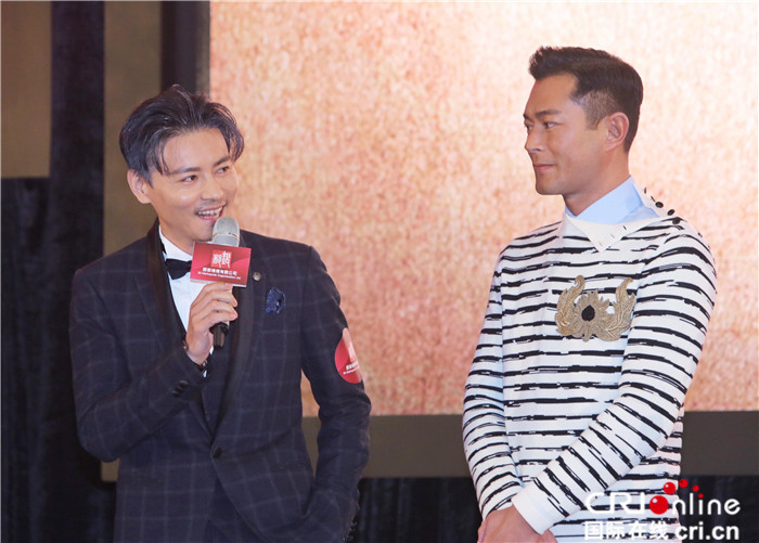 《毒。诫》亮相香港影视展 刘青云林家栋古天张晋同框