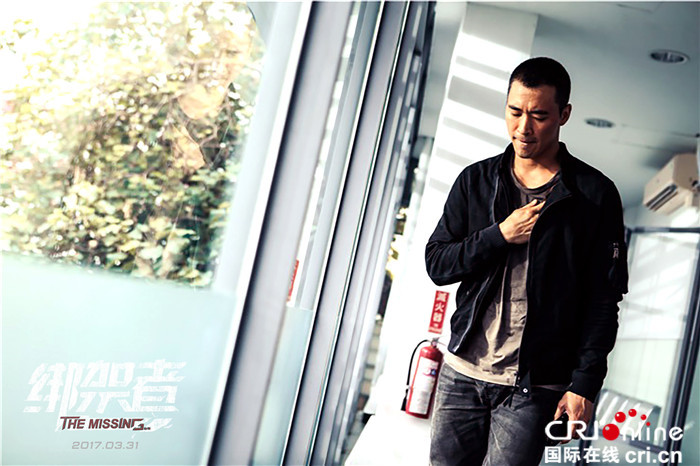 《音浪》暴力版電影MV 黃立行演戲比音樂更瘋狂