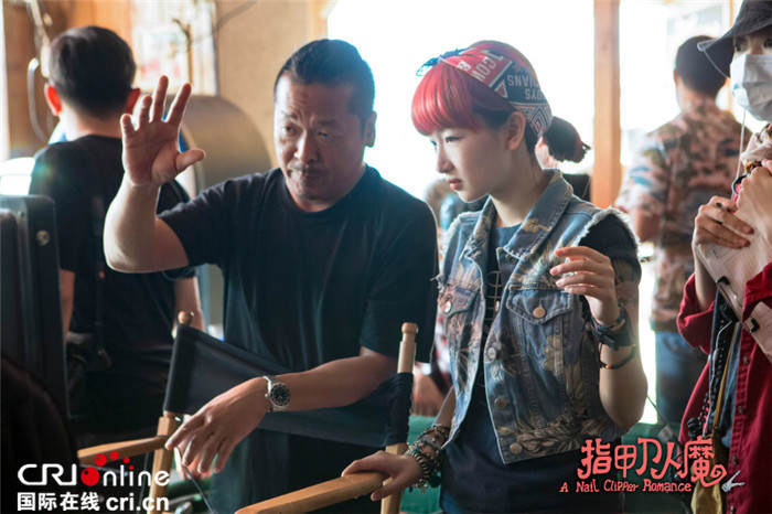 《指甲刀人魔》周冬雨鬼马精灵张孝全可爱迷人