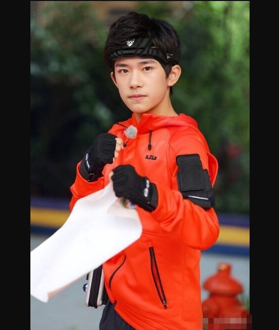 赵丽颖要参加《真男3》?颖宝的腰行么_娱乐_腾讯网