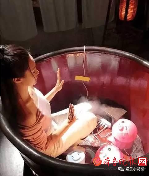 沈梦辰揭澡戏内幕 终于知道大侠在运功的时候为什么要闭眼了！