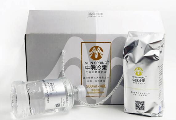 极致水源地造就中脉冷泉极致养生饮用水