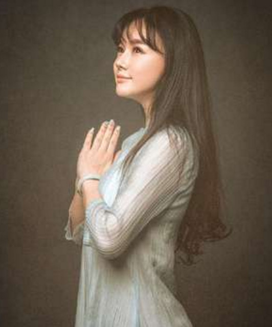 冉莹颖拍民国风写真 网友看成沈梦辰_娱乐_腾讯网