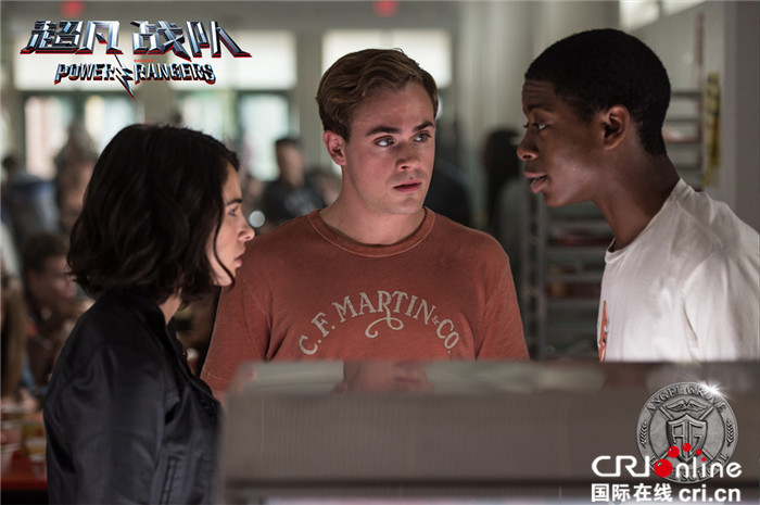 《超凡战队》融入中国元素 致敬经典大展“中国功夫”