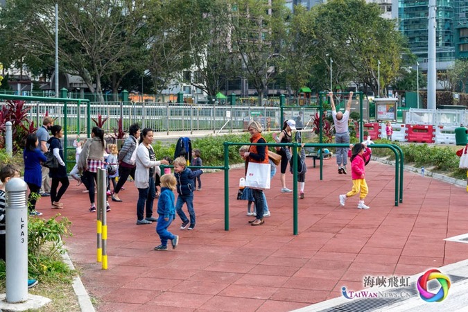 “跑马地地下蓄洪计划”竣工后翻新的跑马地游乐场。