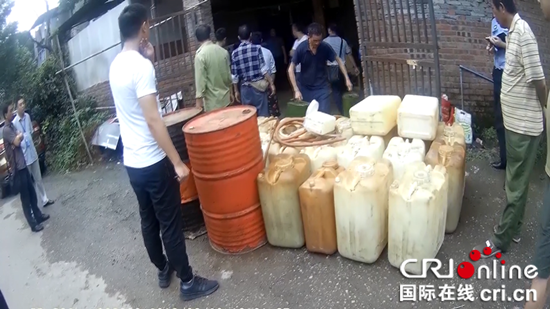 【法制安全】重慶巴南查處一地下油庫　消除安全隱患