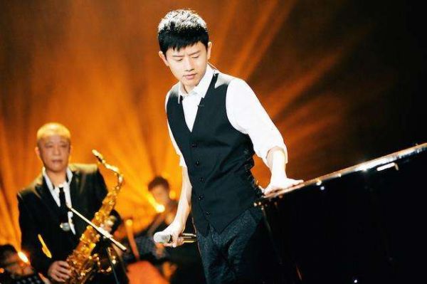 梁博被淘汰 内投第一为何任遭淘汰