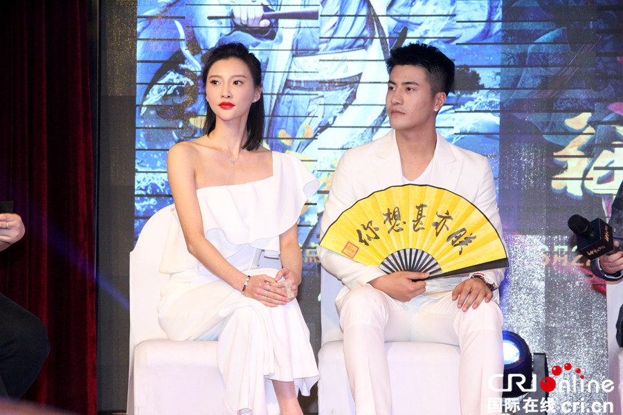 神兽麻将馆李晨浩白柳汐亲密互动上演n生n世百里桃花