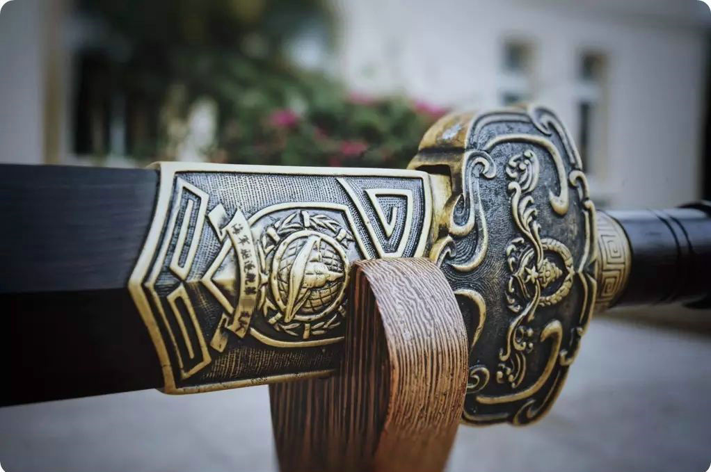 中国海军举行授剑仪式气势逼人