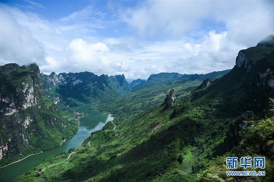 贵州黔西南：雄浑北盘江 景色美如画