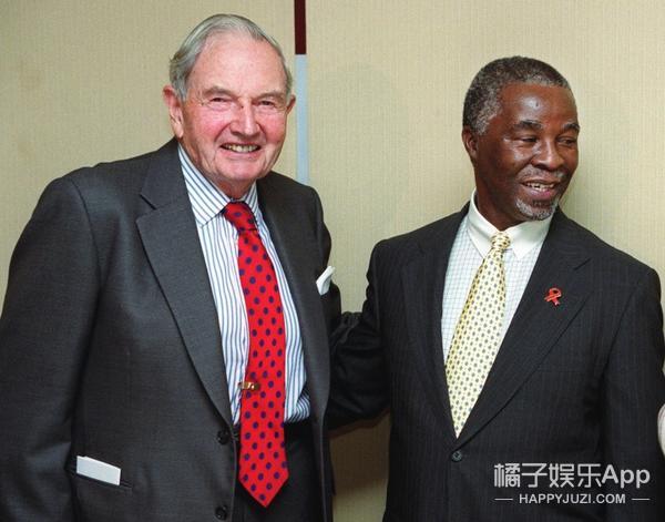 他是全球最年长亿万富豪，家族中有人被食人族吃掉