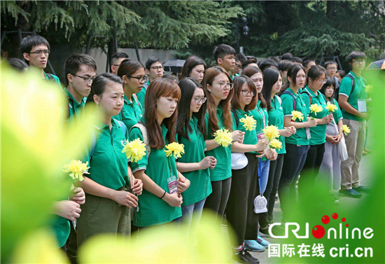 （供稿 教育圖文 CHINANEWS帶圖列表 移動版）47名香港大學生走進南京江東門紀念館感悟歷史