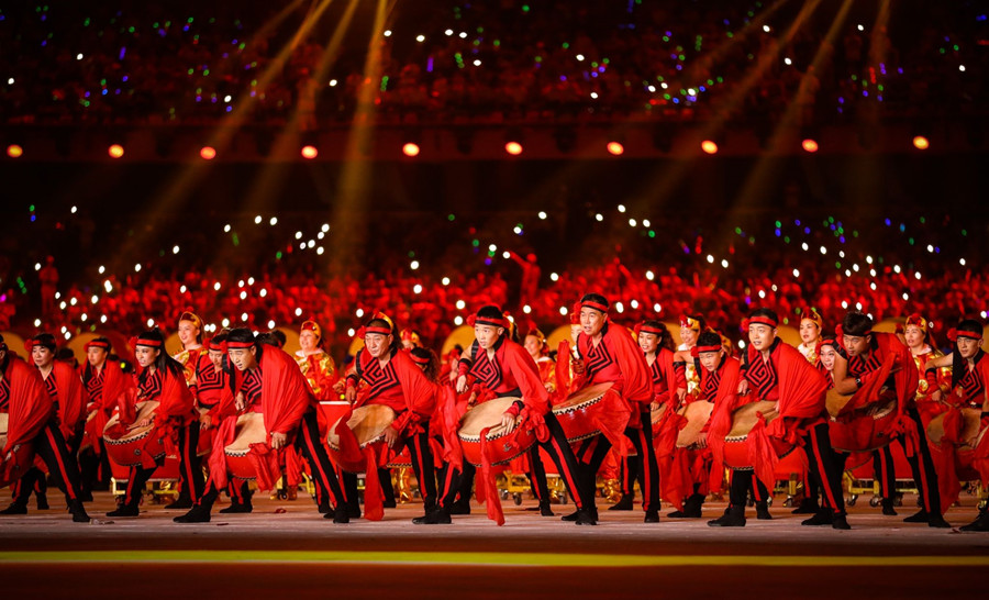 【原创】【即时新闻】【移动版】【焦点图】【CHINANEWS带图列表】【CRI看山西-列表】【三晋大地-太原】惊艳！山西省运会开幕式闪耀三晋大地