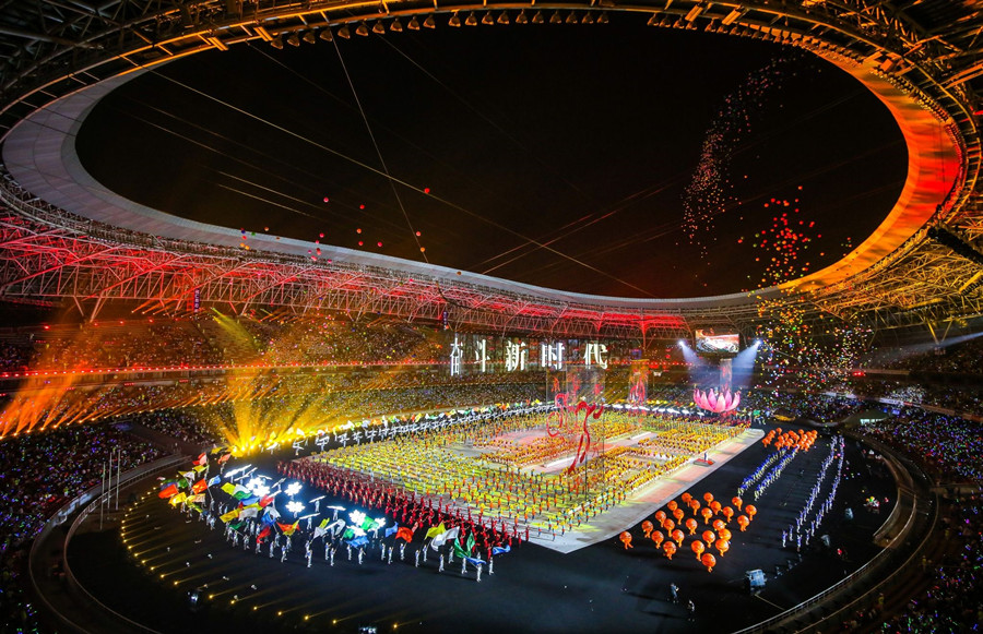 【原创】【即时新闻】【移动版】【焦点图】【CHINANEWS带图列表】【CRI看山西-列表】【三晋大地-太原】惊艳！山西省运会开幕式闪耀三晋大地